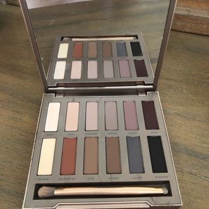 Urban decay naked basics